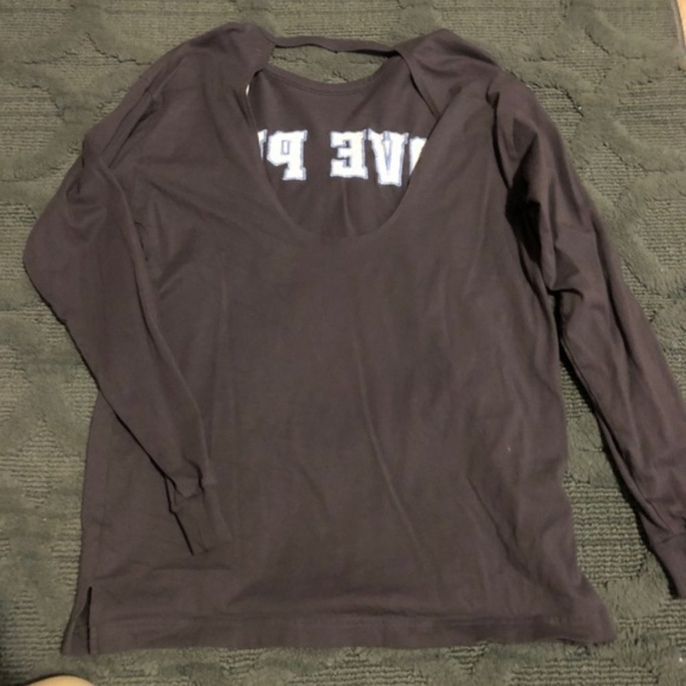 Victorias Secret open back shirt - Picture 2 of 3
